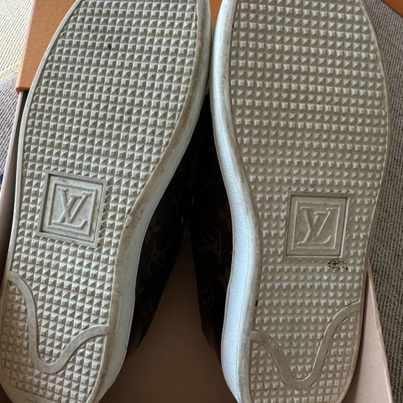 Louis Vuitton Monogram Canvas Patent Leather Front Row Sneakers - Size 38 - Picture 8 of 12